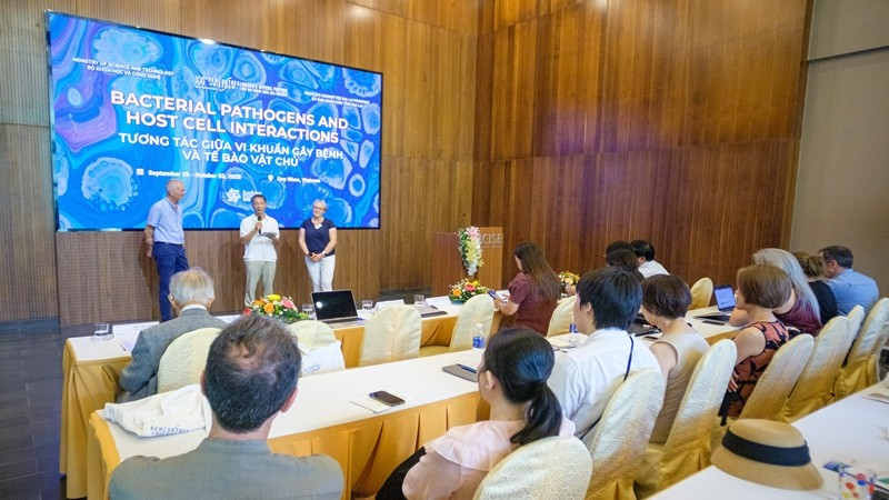 Quang cảnh hội nghị.