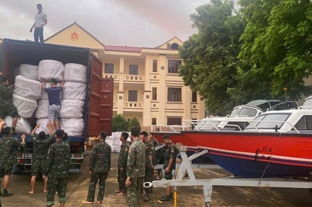 Cục Dự trữ Nhà nước hỗ trợ các tỉnh phòng chống, khắc phục hậu quả thiên tai.