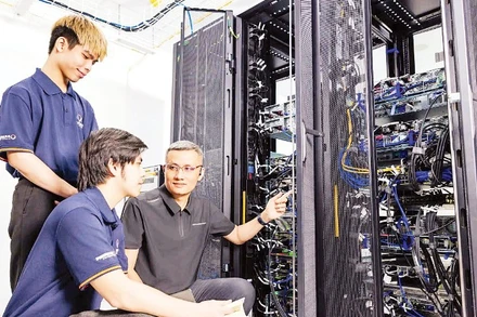 Một tiết học về an ninh mạng, an toàn thông tin của sinh viên Đại học Phenikaa.