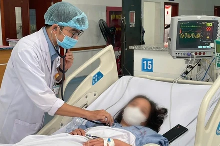 Bệnh nhân A. đã hồi phục sau diễn tiến nặng do sốt xuất huyết gây ra. 