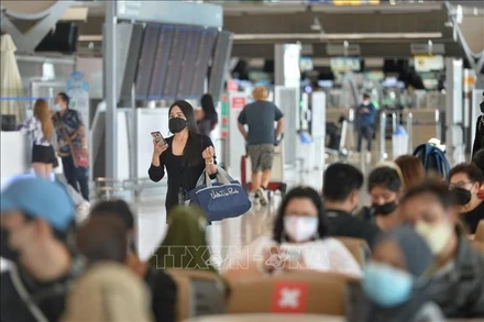 Hành khách tại sân bay quốc tế Suvarnabhumi ở Bangkok, Thái Lan. (Ảnh minh họa: THX/TTXVN)