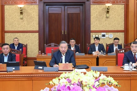 Tổng Bí thư Tô Lâm chủ trì phiên họp của Ban Bí thư về công tác tổ chức Tết Bính Ngọ 2026. (Ảnh: ĐĂNG KHOA)