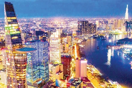 Thành phố Hồ Chí Minh hướng đến trở thành Trung tâm-Tài chính quốc tế. Trong ảnh: Một góc Thành phố Hồ Chí Minh. (Ảnh HOÀNG TRIỀU)