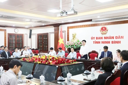 Các đại biểu dự hội nghị