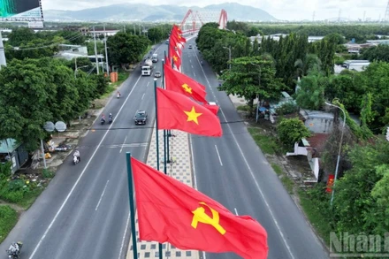 Thành phố Hồ Chí Minh trong những ngày hướng tới Đại hội Đảng bộ Thành phố lần thứ I 2025-2030. (Ảnh: THẾ ANH)