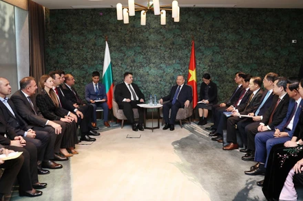 Tổng Bí thư Tô Lâm tiếp Chủ tịch Đảng xã hội chủ nghĩa Bulgaria Atanas Zafirov. (Ảnh: THỐNG NHẤT/TTXVN)