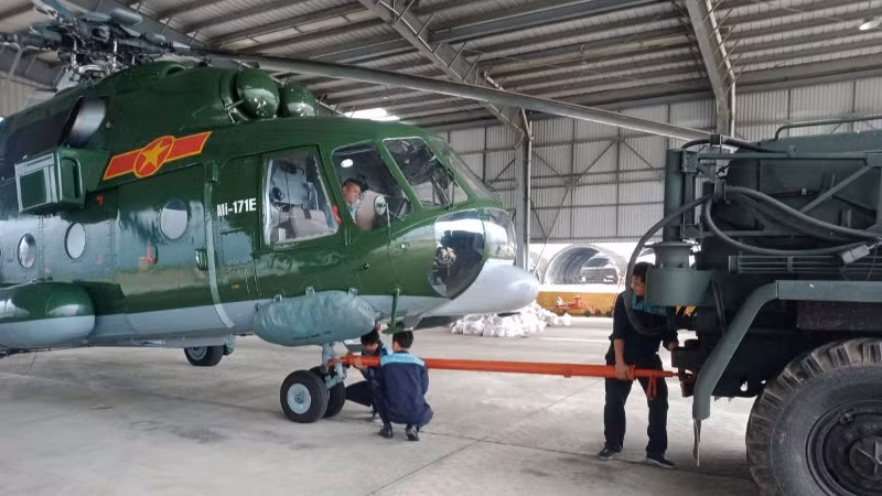 Trực thăng của Trung đoàn 930, Sư đoàn 372.