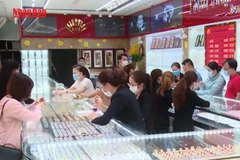 [Video] Giá vàng trong nước tiếp tục tăng mạnh lên 128,2 triệu đồng mỗi lượng
