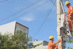 [Video] Nắng nóng đỉnh điểm mùa Hè, dẫn đến sản lượng điện tiêu thụ tiếp tục tăng cao