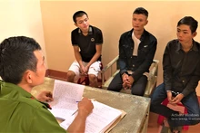 Ba đối tượng bị bắt giữ tại cơ quan Công an thành phố Buôn Ma Thuột.