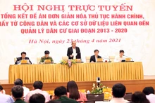 Hội nghị trực tuyến Tổng kết đề án đơn giản hóa thủ tục hành chính, giấy tờ công dân và các cơ sơ dữ liệu liên quan đến quản lý dân cư giai đoạn 2013-2020. Ảnh: VGP.