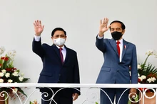 Tổng thống Indonesia Joko Widodo đón tiếp và hội đàm với Thủ tướng Chính phủ Phạm Minh Chính tại Dinh Tổng thống ở thành phố Bogor. (Ảnh: VGP)
