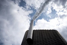 Một nhà máy thí điểm thu giữ CO2 ở Copenhagen, Đan Mạch, 24/6/2021. (Ảnh: Reuters)