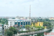 Trường trung học phổ thông Hồng Quang (thành phố Hải Dương).