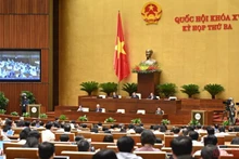 Quang cảnh phiên thảo luận của Quốc hội tại hội trường Diên Hồng, chiều 2/6. (Ảnh: KHOA LINH)