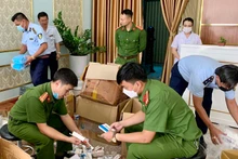 Lực lượng chức năng kiểm tra tại Viện thẩm Mỹ 108 Hà Nội - Cơ sở Gia Lai sáng 11/6.