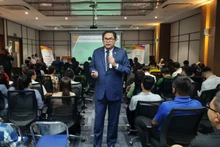 Đại diện Phòng thương mại phát triển các doanh nghiệp Malaysia tại nước ngoài phát biểu tại hội thảo.