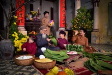 Tết là dịp mừng sum họp gia đình, gia tộc, mong đất nước và xã hội tốt đẹp hơn, mong ai cũng được đủ đầy hạnh phúc. (Ảnh: Thành Đạt) 