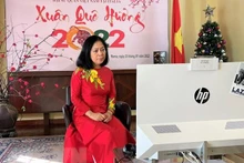 Đại sứ Việt Nam tại Italia Nguyễn Thị Bích Huệ phát biểu tại Xuân quê hương 2022. (Ảnh: Hải Linh/TTXVN)