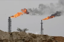 Một cơ sở khai thác dầu của Iran ở đảo Khark. (Ảnh: AFP/TTXVN)