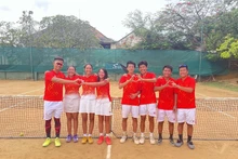 Các thành viên đội tuyển Junior Davis Cup và Junior Billie Jean King Cup Việt Nam. (Ảnh: Liên đoàn Quần vợt Việt Nam)