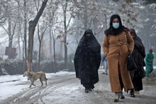 Taliban cho biết không phản đối sinh viên nữ đi học, song phải tách riêng lớp nam và lớp nữ. (Ảnh REUTERS)
