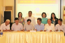 Hội văn học nghệ thuật 6 tỉnh Đông Nam Bộ ký kết phối hợp hoạt động giai đoạn 2022-2027.