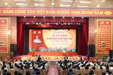 Toàn cảnh lễ mít-tinh.