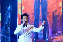 Quang Dũng hội ngộ khán giả thủ đô trong đêm nhạc “Mùa thu cho em”