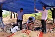 Thi thể anh Phạm Thành Luân được tìm thấy cách hiện trường bị lũ cuốn trôi khoảng 500m.
