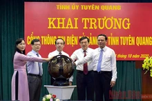 Khai trương Cổng thông tin điện tử Đảng bộ tỉnh Tuyên Quang
