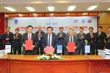 Quang cảnh lễ ký.