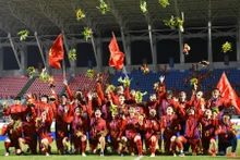 Đội tuyển bóng đá nữ Việt Nam lần thứ ba liên tiếp giành chức vô địch SEA Games. (Ảnh: THÀNH ĐẠT)