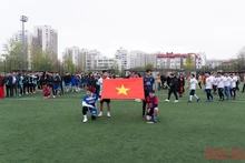  6 đội bóng tham gia Giải bóng đá người Việt cúp Sadovod 2022. 