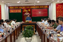 Quang cảnh buổi làm việc.