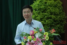 Đồng chí Võ Văn Thưởng, Ủy viên Bộ Chính trị, Thường trực Ban Bí thư làm rõ thêm về việc dạy học môn Lịch sử tại buổi tiếp xúc cử tri Đà Nẵng, chiều 13/5.