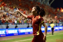 Đội trưởng Huỳnh Như ghi bàn thắng duy nhất giúp tuyển nữ Việt Nam thắng nữ Thái Lan 1-0 ở chung kết SEA Games 31. (Ảnh: TRẦN HẢI)