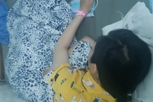 Nữ sinh Y. đang điều trị bệnh viện. 