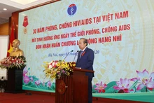 Phó Thủ tướng Thường trực Chính phủ Trương Hòa Bình phát biểu chỉ đạo tại hội nghị. 