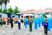 Ra mắt lực lượng truy vết nhanh.