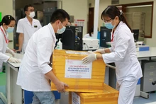 1.000 đơn vị máu được vận chuyển tới Cần Thơ hôm nay, chi viện cho Tây Nam bộ.