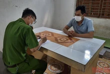 Đối tượng Phạm Văn Dương tại cơ quan điều tra. 