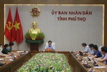 Ban Chỉ đạo phòng, chống dịch Covid-19 tỉnh Phú Thọ họp bàn các phương án phòng dịch.