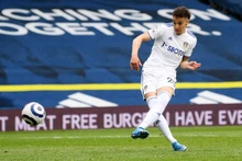 Rodrigo ấn định chiến thắng 3-1 cho Leeds.