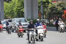Cả nước có nắng nóng diện rộng với nền nhiệt cao nhất 35-38 độ C, có nơi hơn 40 độ C. (Ảnh minh họa)