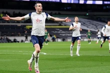 G. Bale lập cú hat-trick trong chiến thắng 4-0 của Tottenham.
