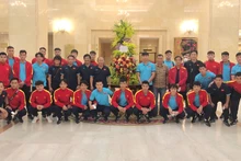 Đội tuyển Việt Nam có mặt tại khách sạn ở Hà Nội đêm 3/9. (Ảnh: VFF)