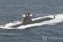 Tàu ngầm Dosan Ahn Chang-ho của Hàn Quốc mang SLBM thực hiện vụ phóng thử ngày 15/9. Ảnh: Yonhap.