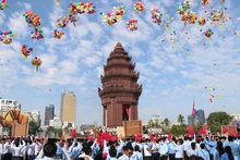 Lễ kỷ niệm 67 năm Quốc khánh Campuchia tại Phnom Penh. 