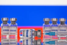Vaccine Sputnik V của Liên bang Nga. Ảnh: Reuters